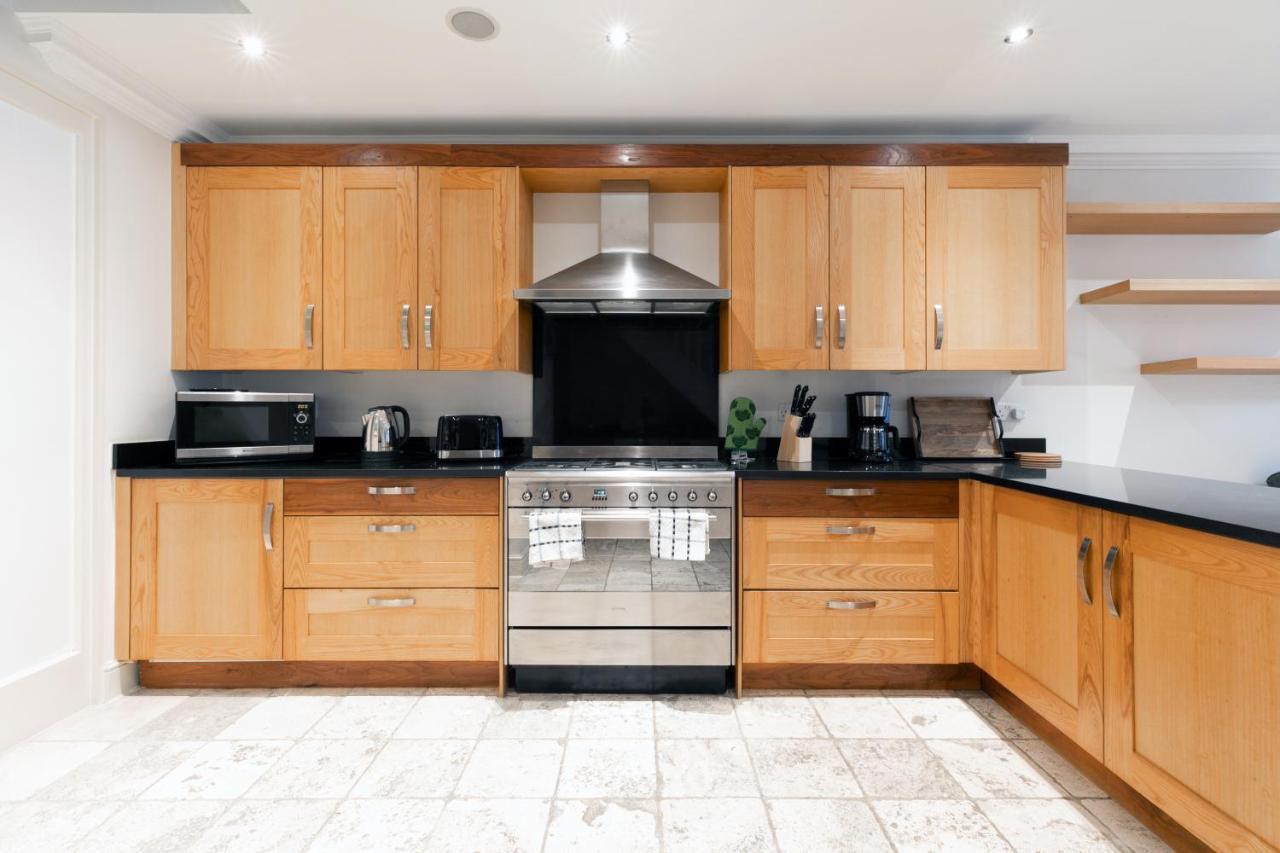 Beautiful 4 Bedroom House Near Paddington Station London Bagian luar foto